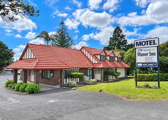 Airport Manor Inn